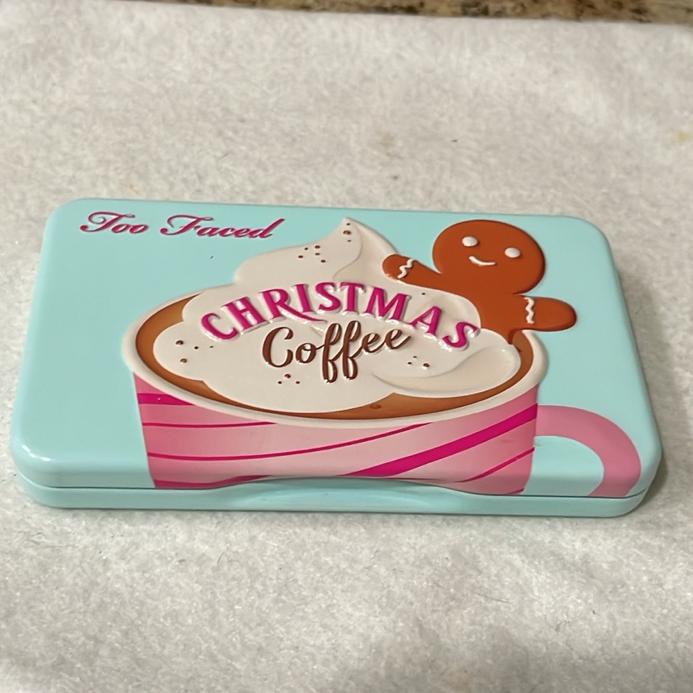 Too Faced Christmas Coffee Eyeshadow Palette - Picture 7 of 9